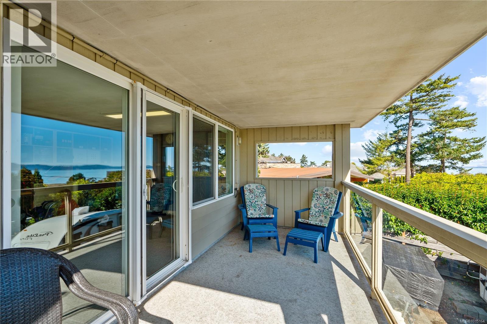 4490 Shore Way, Saanich