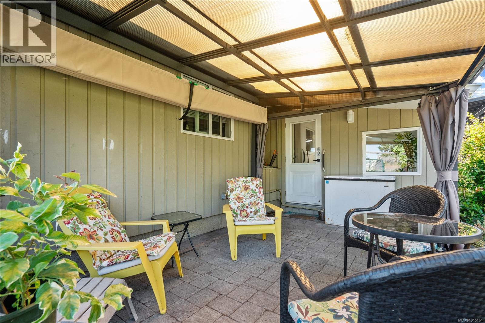 4490 Shore Way, Saanich
