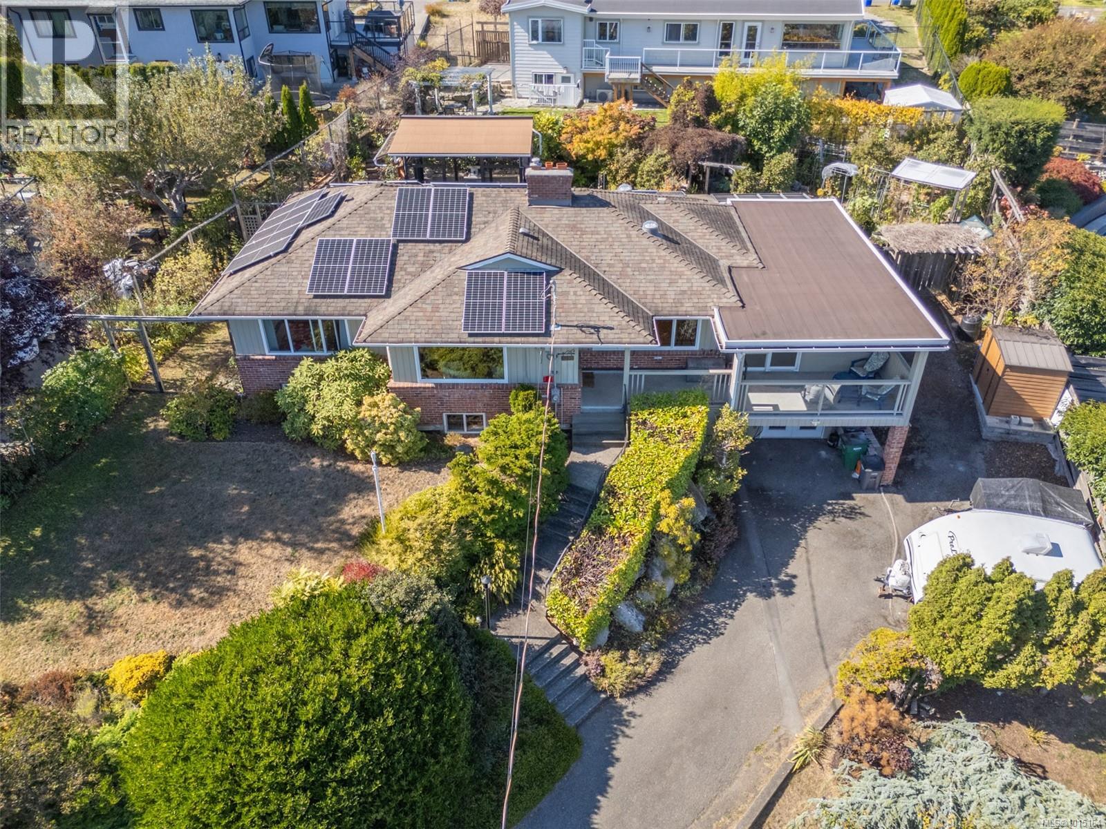 4490 Shore Way, Saanich
