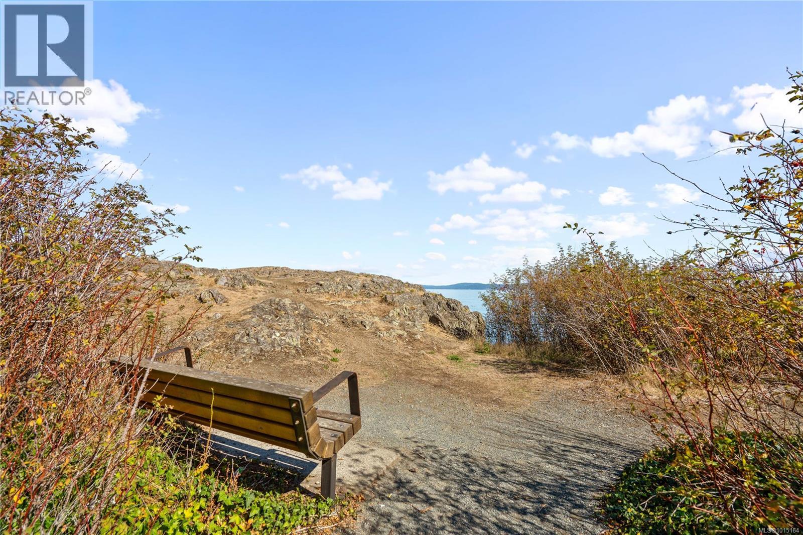 4490 Shore Way, Saanich