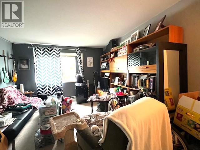 206 709 Houghton Road, Kelowna