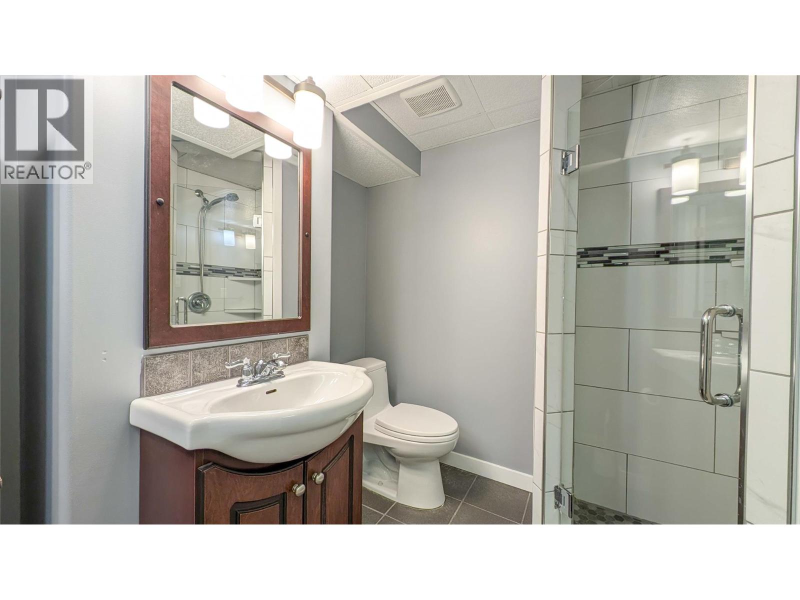 2201 3rd Street N, Cranbrook