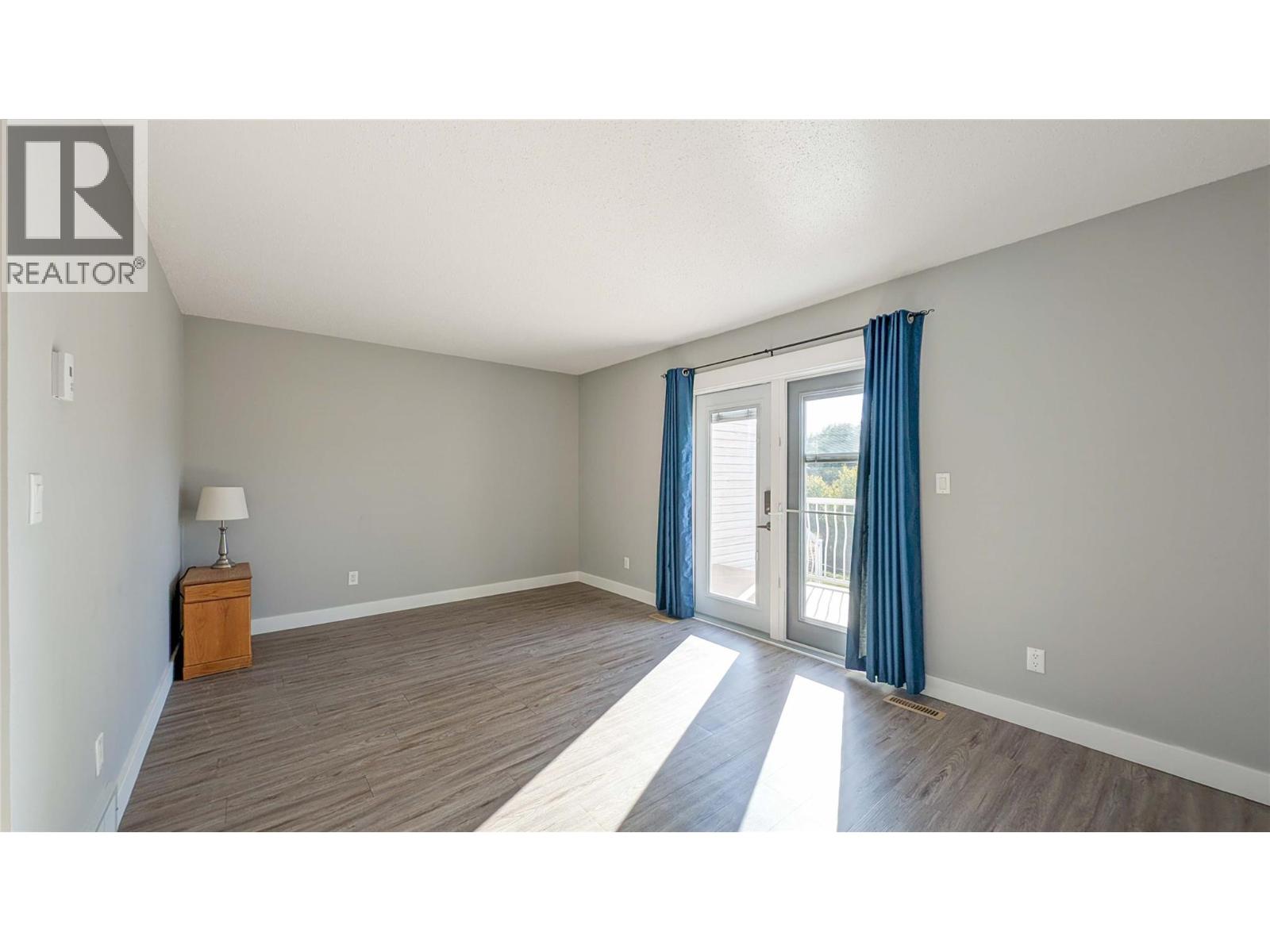 2201 3rd Street N, Cranbrook