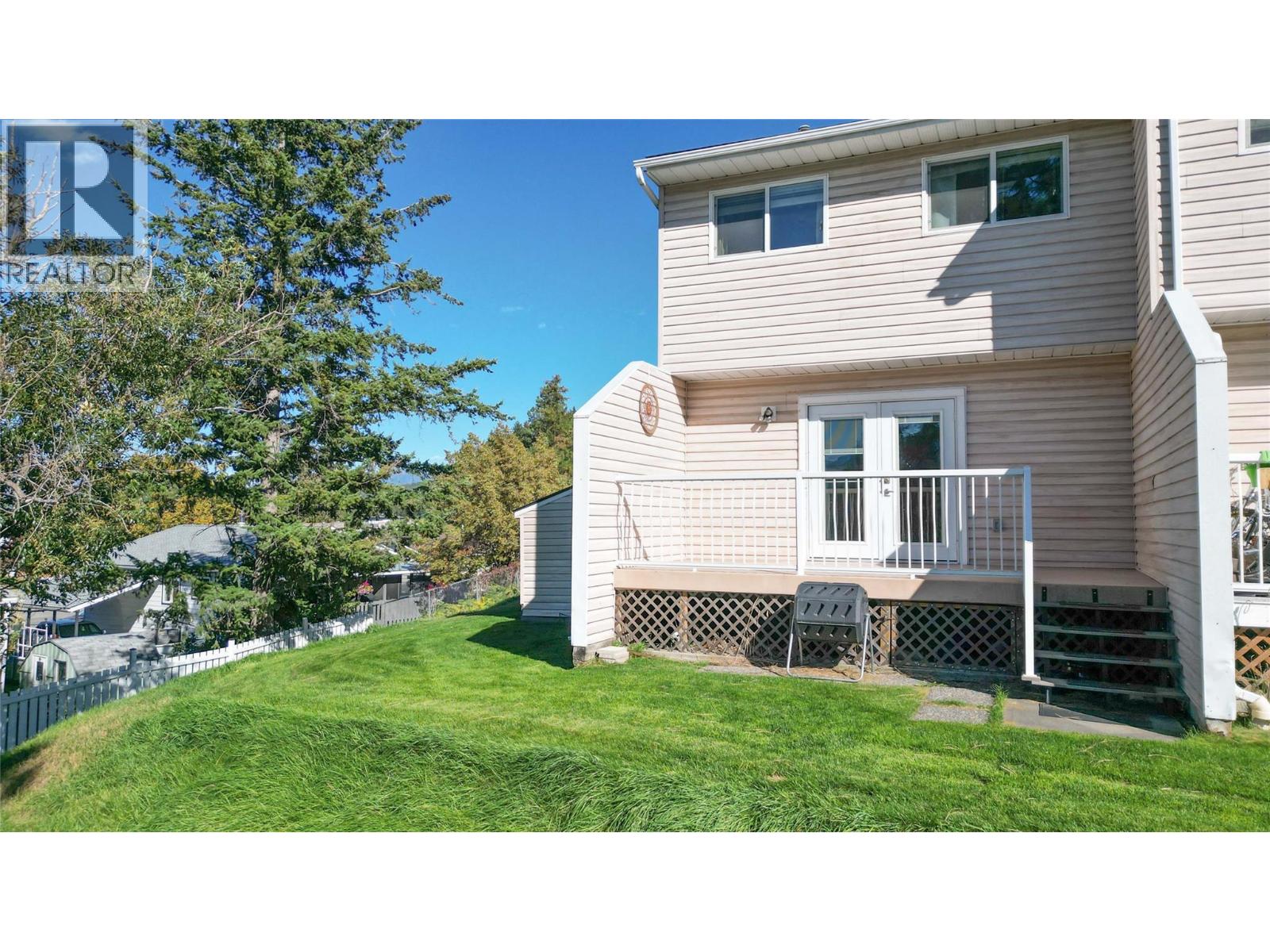 2201 3rd Street N, Cranbrook