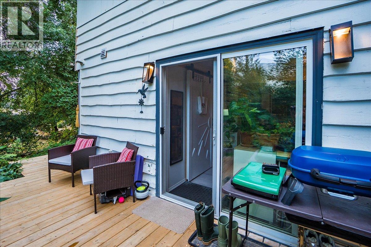 2758 Leecrest Road, Nelson