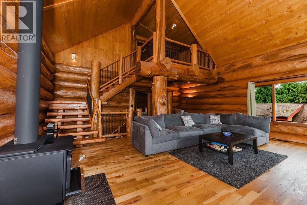 5895 SKOOKUMCHUK ROAD, Sechelt