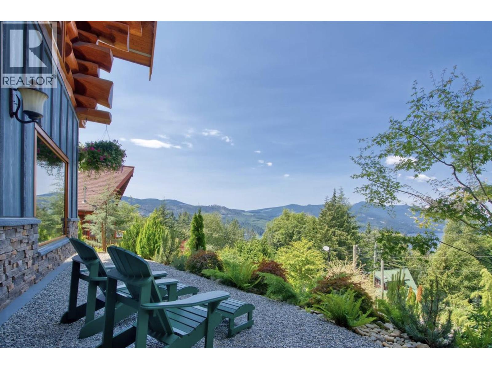 5895 SKOOKUMCHUK ROAD, Sechelt