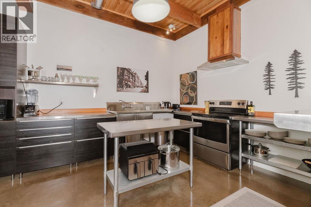 5895 SKOOKUMCHUK ROAD, Sechelt