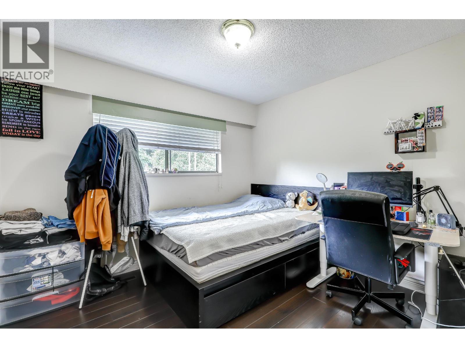512 MENTMORE STREET, Coquitlam