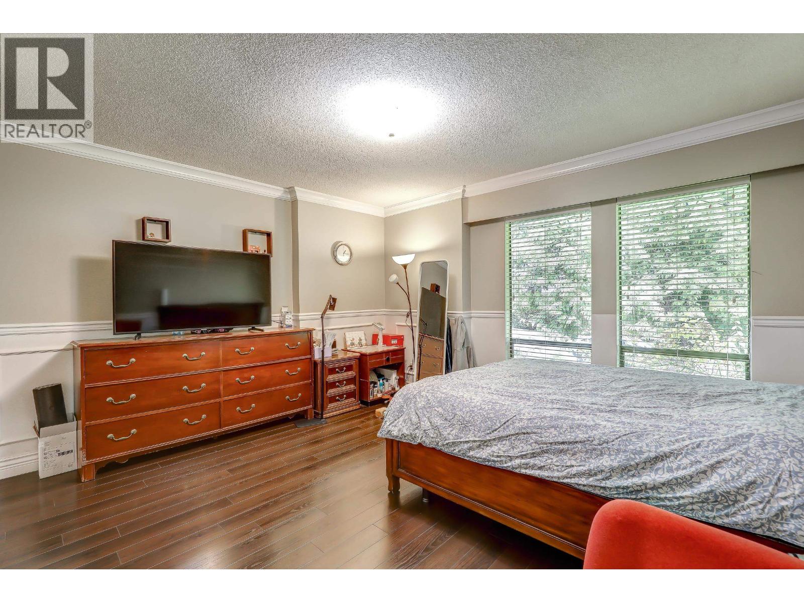 512 MENTMORE STREET, Coquitlam