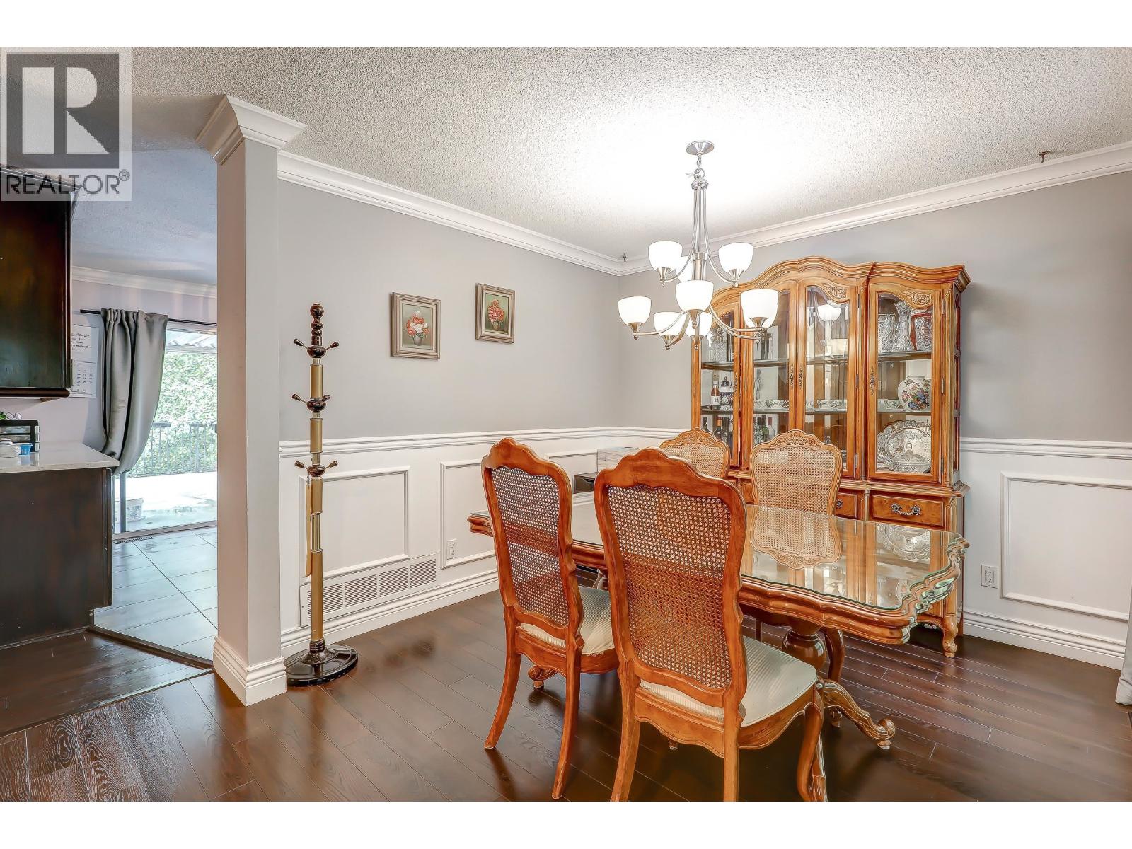 512 MENTMORE STREET, Coquitlam