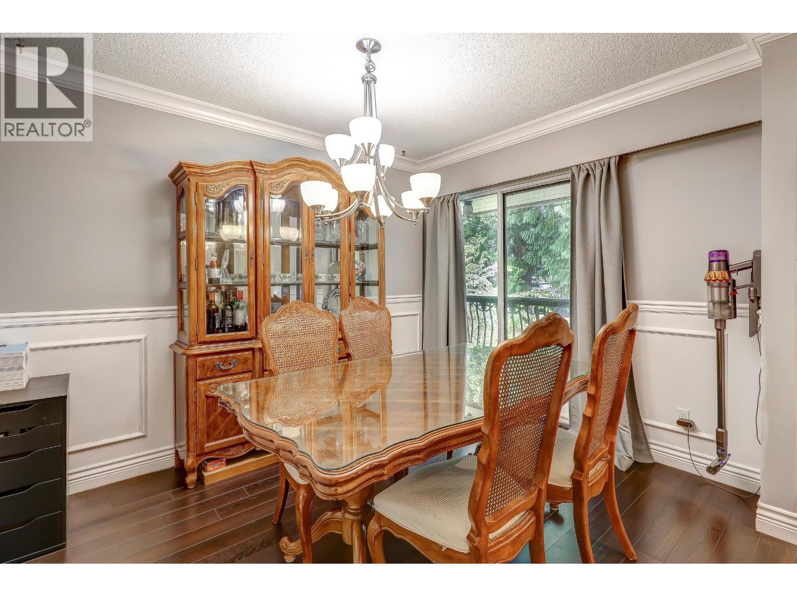 512 MENTMORE STREET, Coquitlam