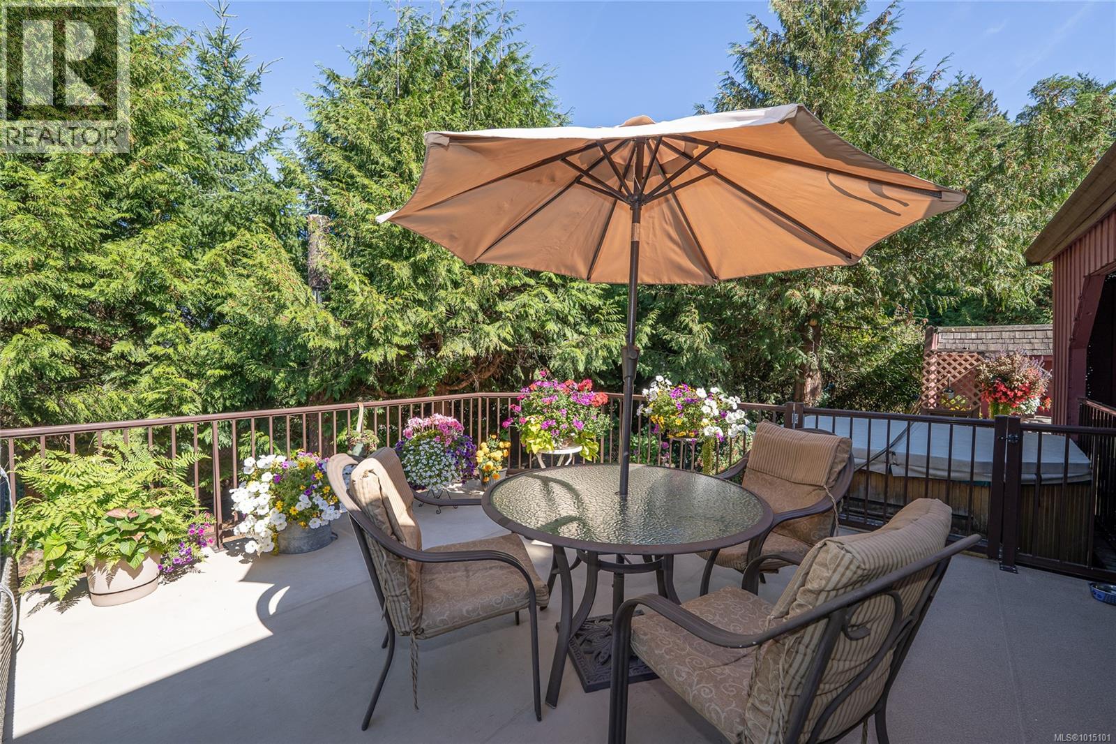 918 walfred Rd, Langford