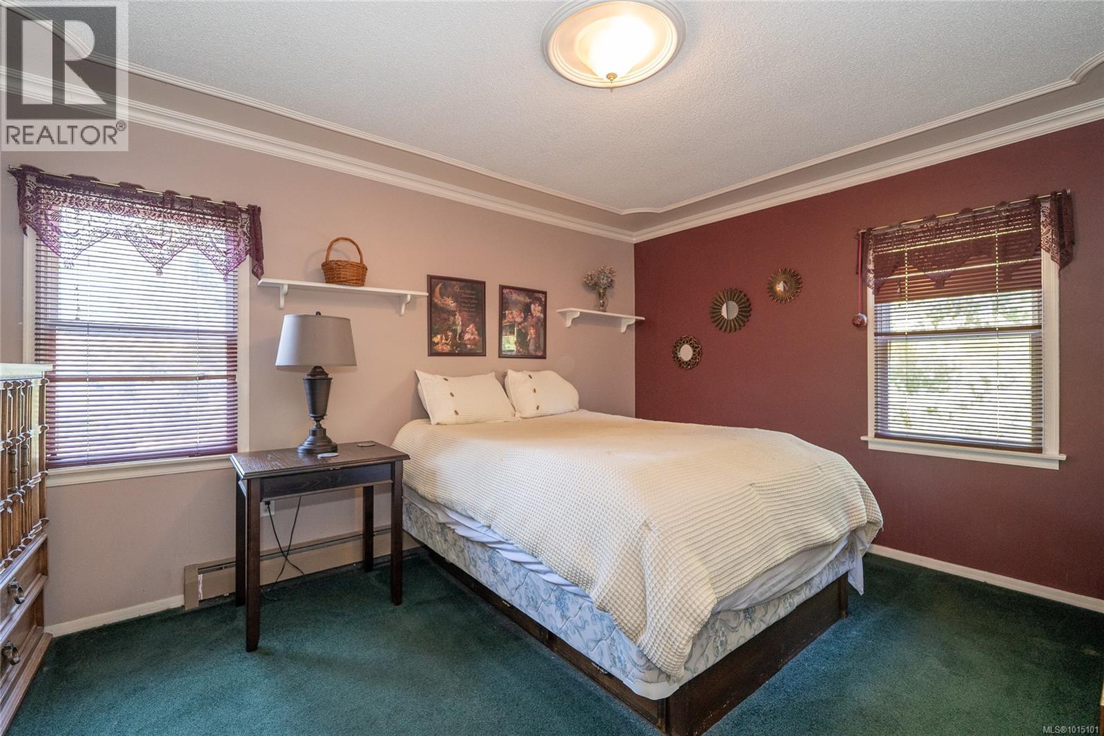 918 walfred Rd, Langford