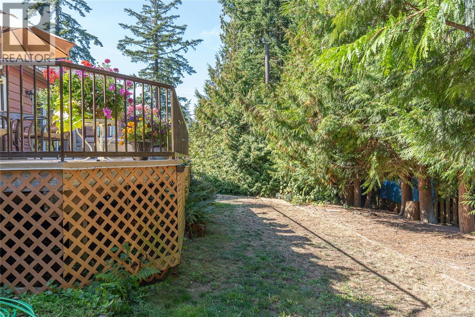 918 walfred Rd, Langford