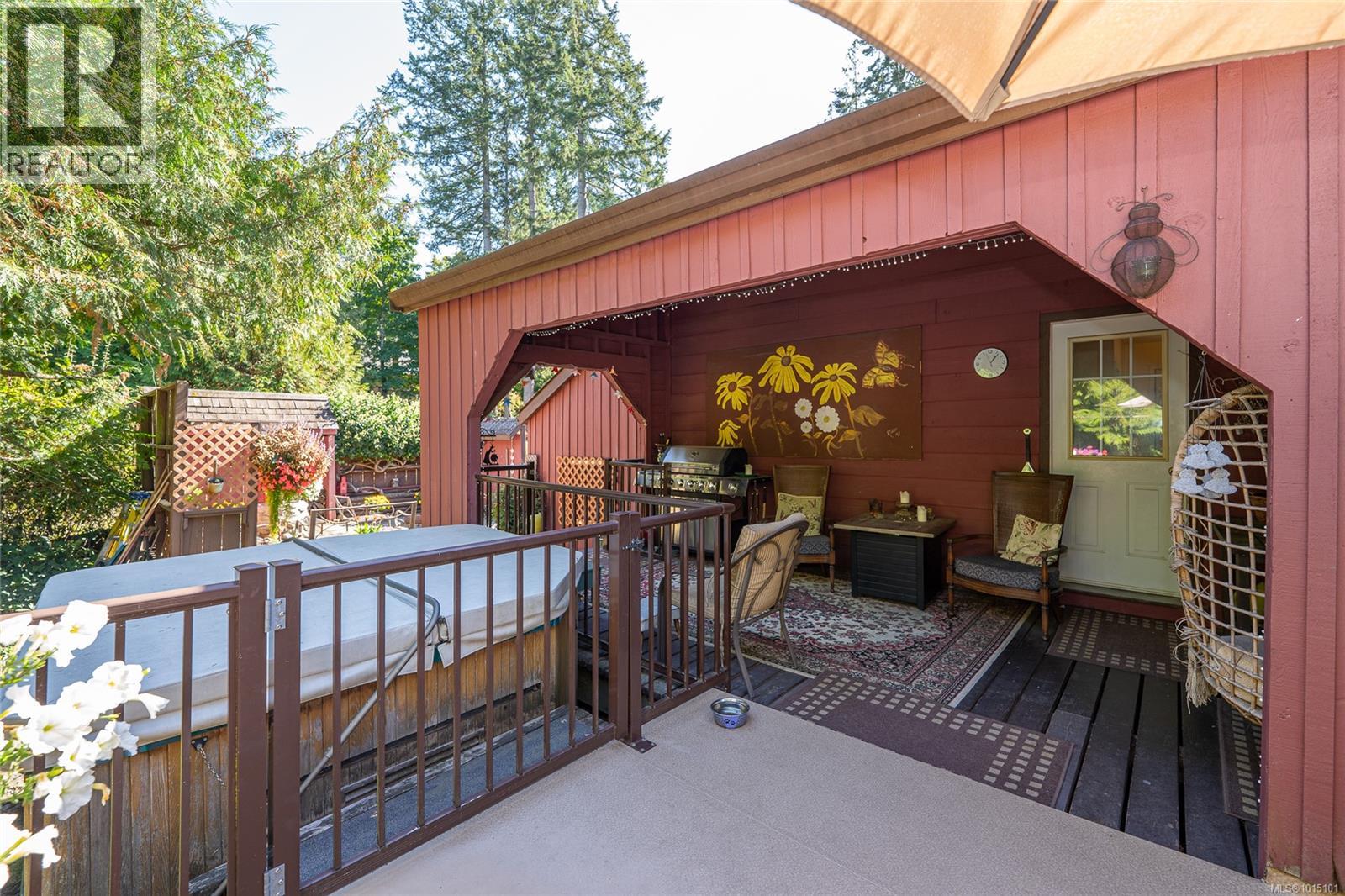 918 walfred Rd, Langford