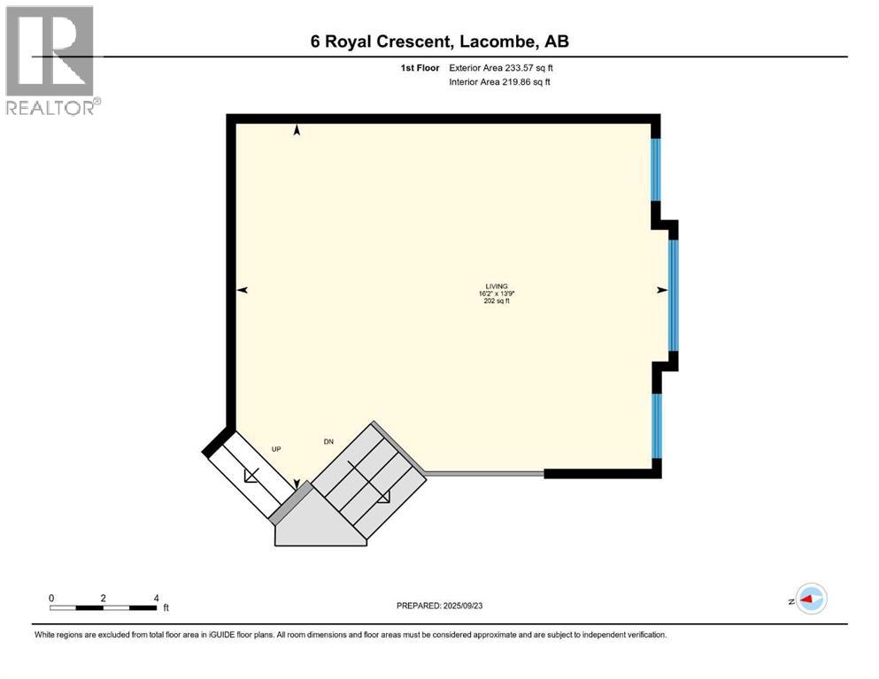 6 Royal Crescent, Lacombe