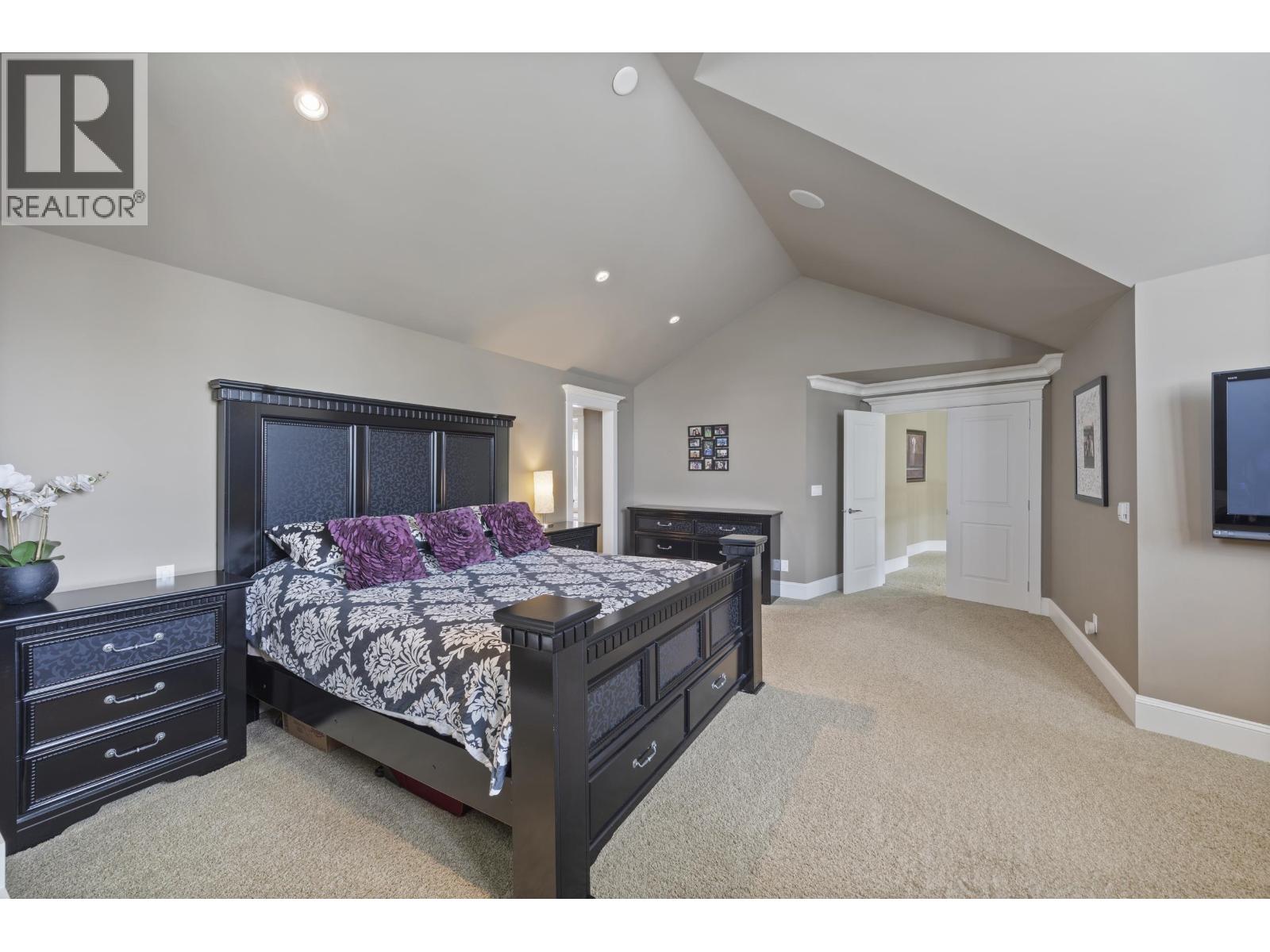 618 BERRY STREET, Coquitlam