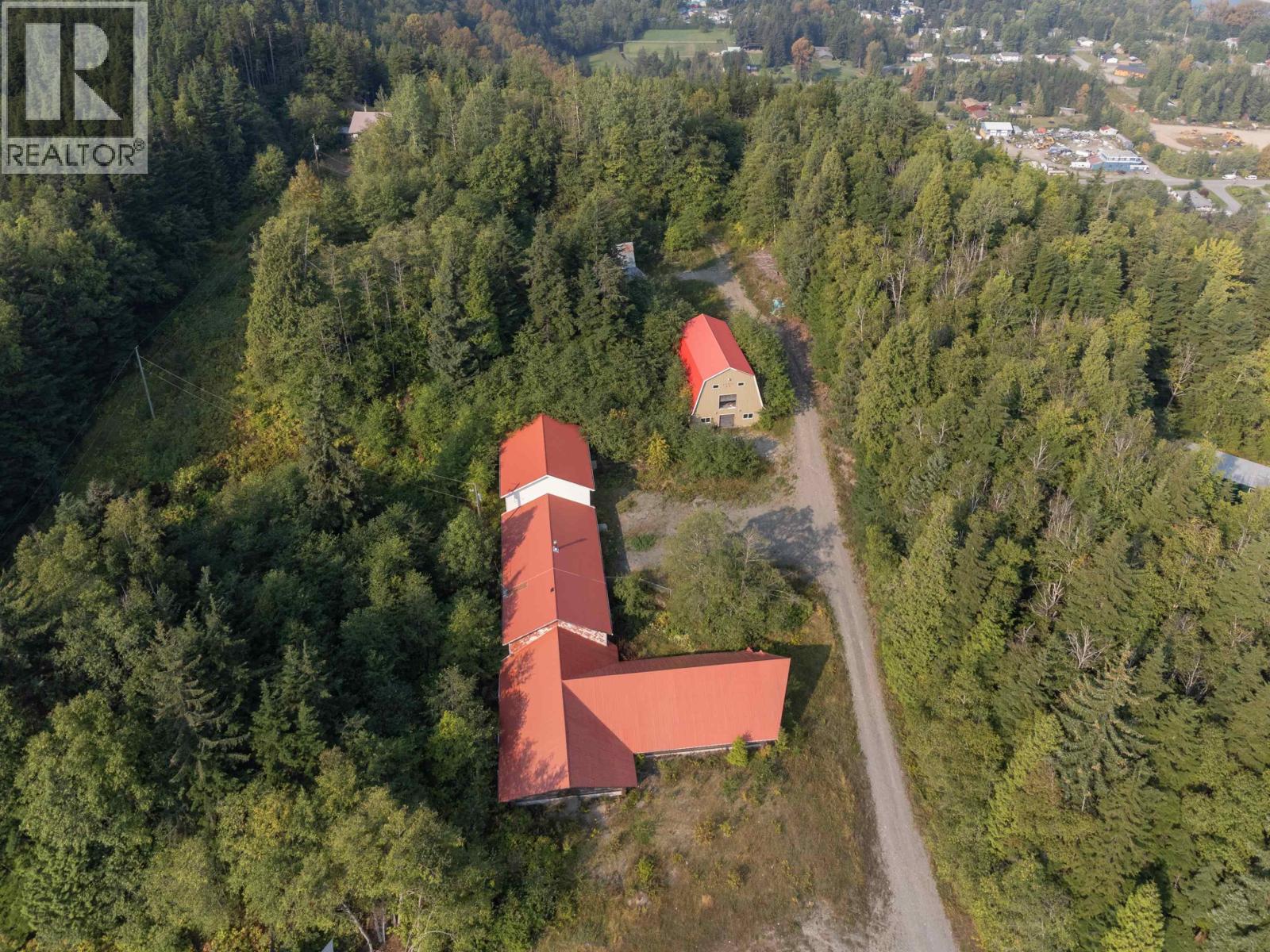 5451-5453 37 HIGHWAY, Terrace