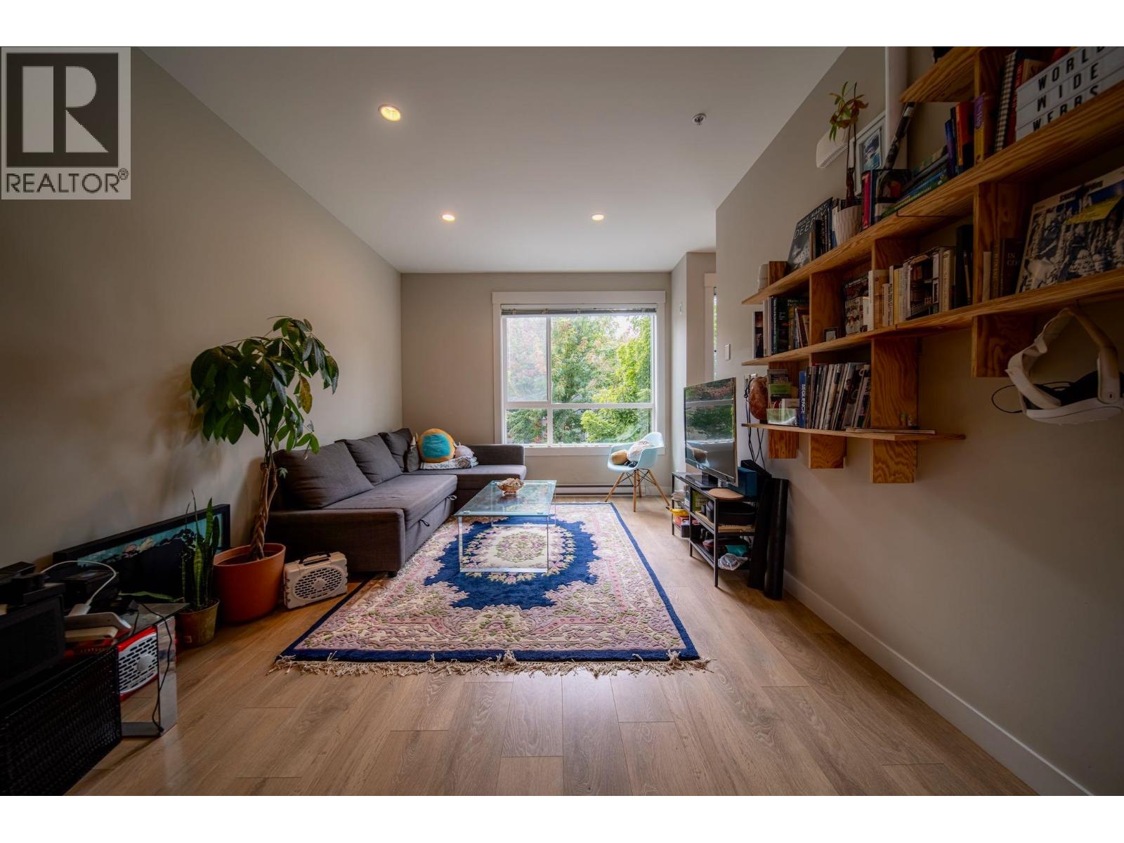21 38684 BUCKLEY AVENUE, Squamish