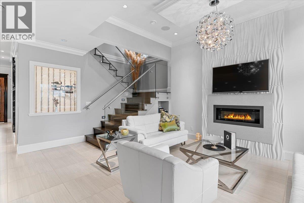 7158 RIDGEVIEW DRIVE, Burnaby