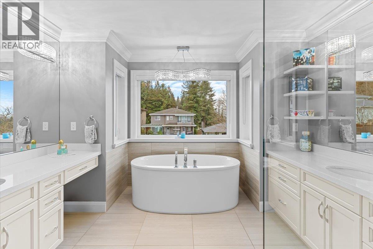 7158 RIDGEVIEW DRIVE, Burnaby