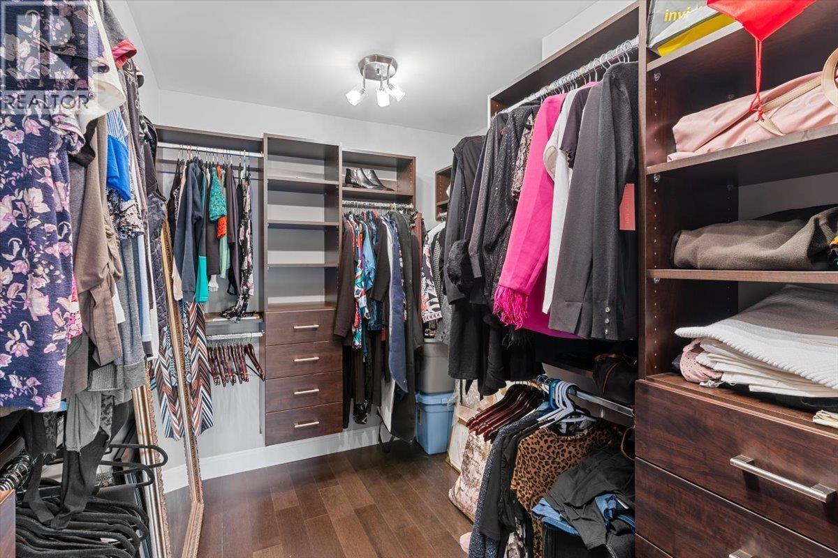 7158 RIDGEVIEW DRIVE, Burnaby