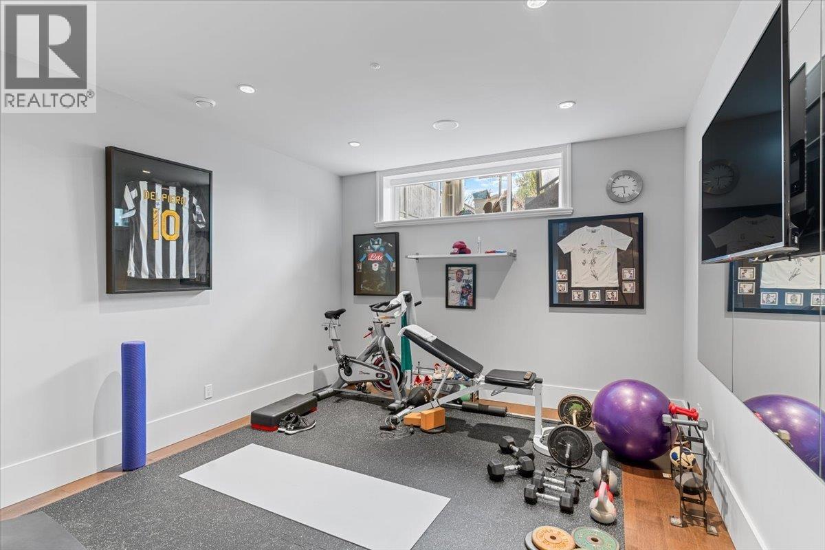 7158 RIDGEVIEW DRIVE, Burnaby