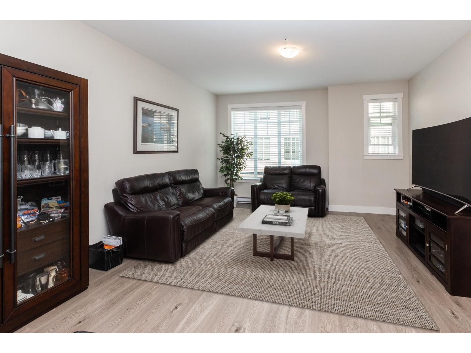 41 20498 82 AVENUE, Langley