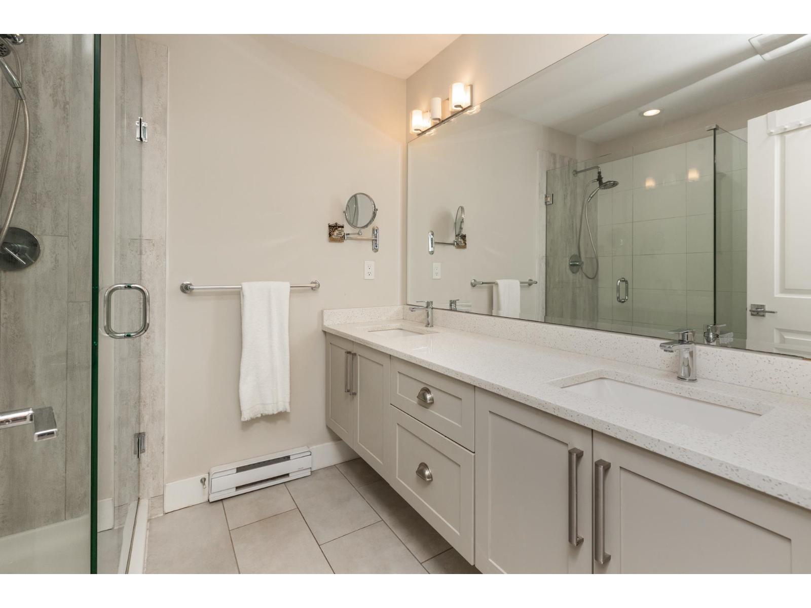 41 20498 82 AVENUE, Langley