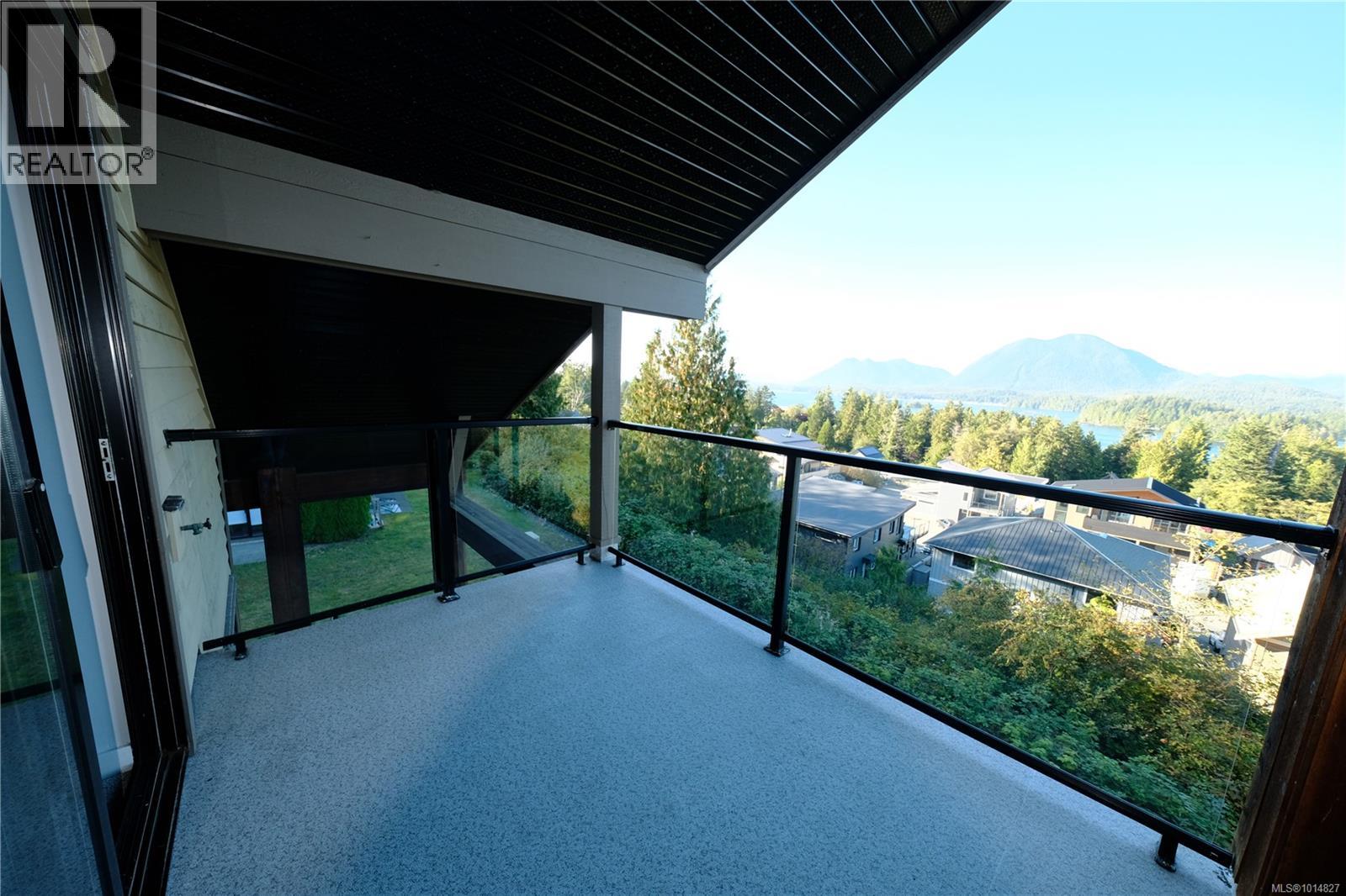 204 591 Pfeiffer Cres, Tofino
