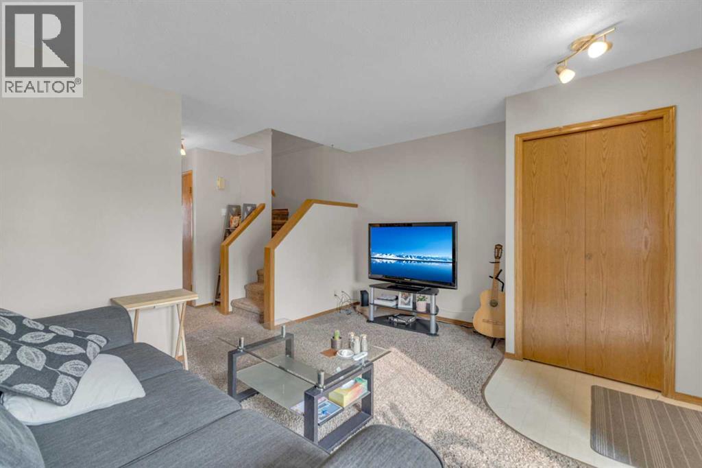5428 45 Street, Lacombe