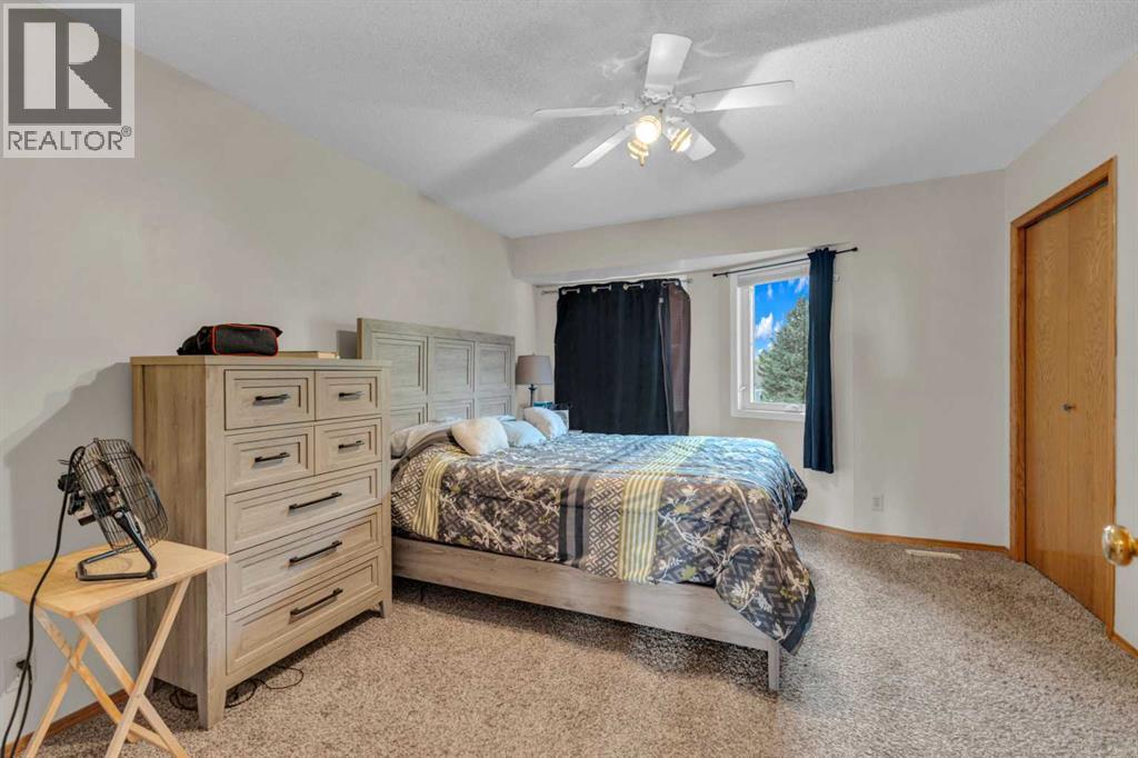 5428 45 Street, Lacombe