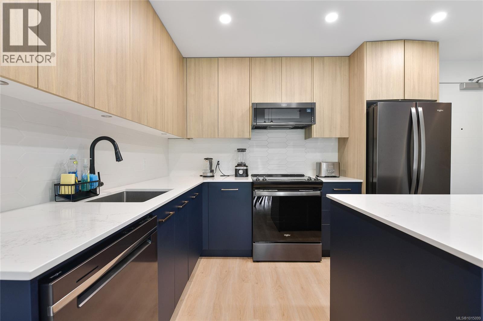 127 920 REUNION Avenue, Langford