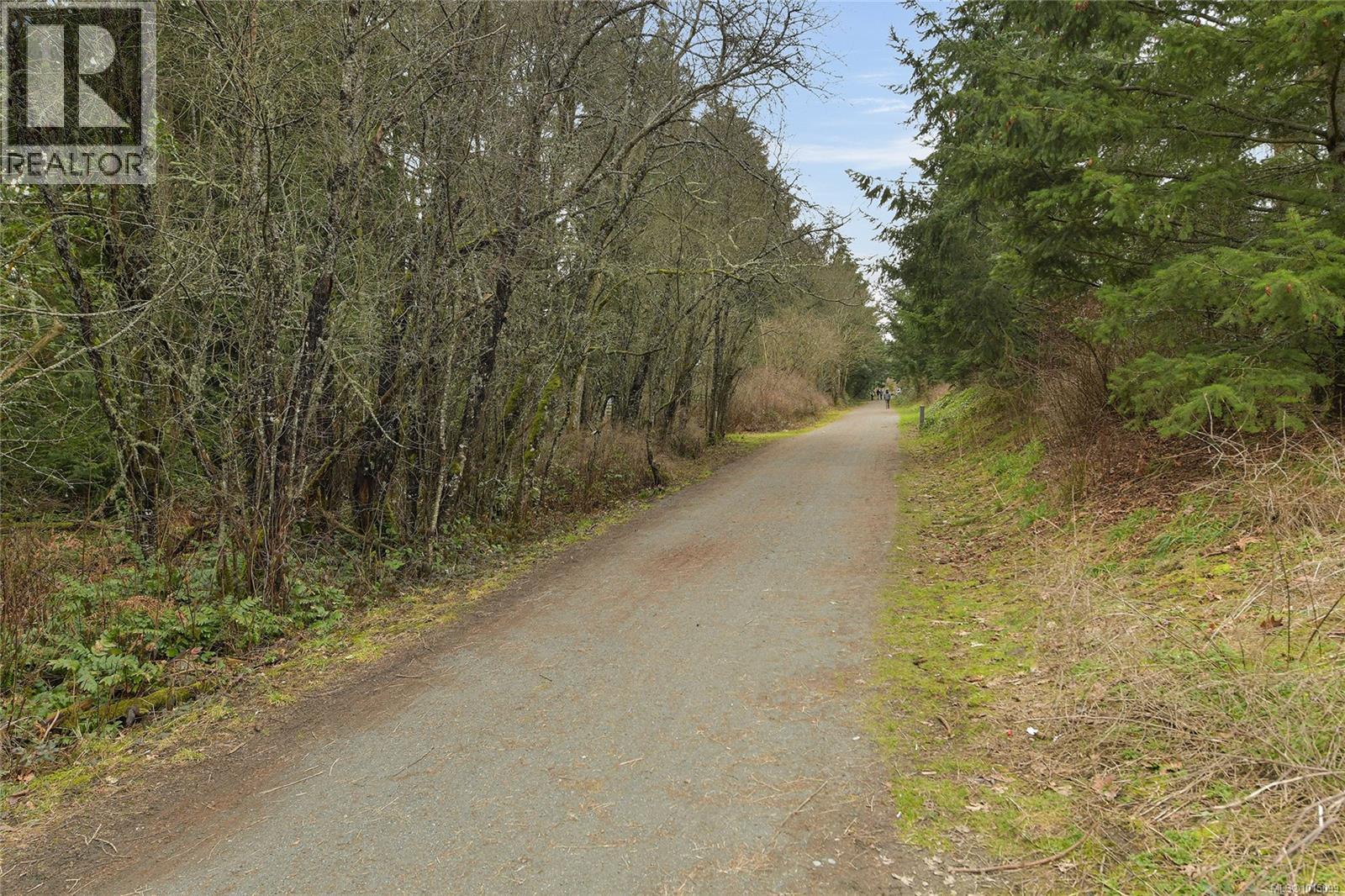 127 920 REUNION Avenue, Langford