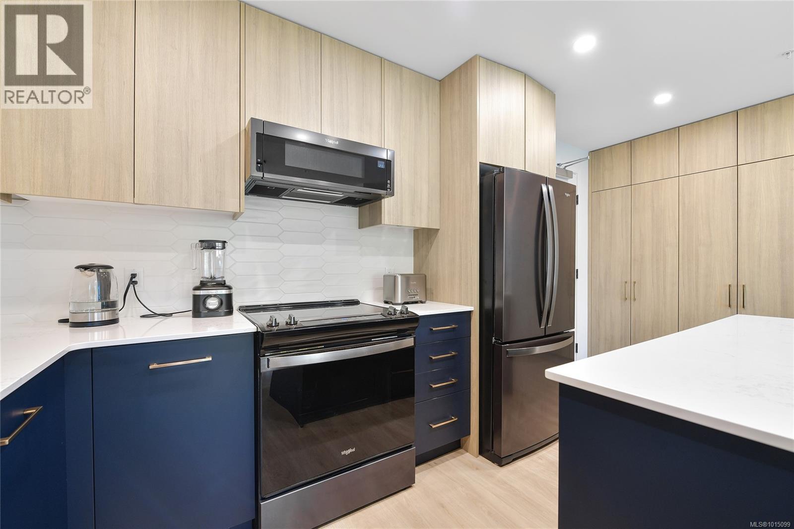 127 920 REUNION Avenue, Langford