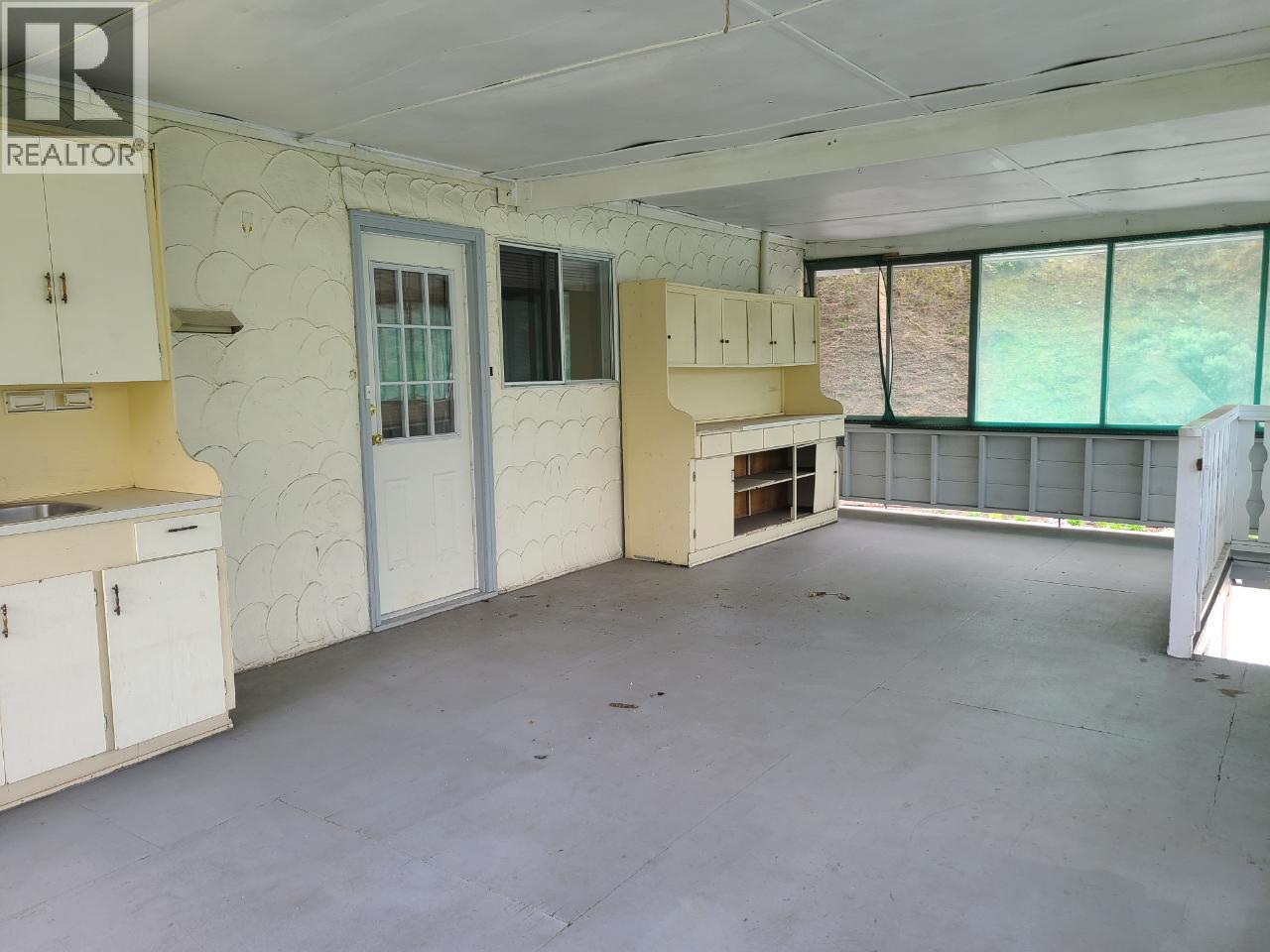 100 BARNES Street, Ashcroft