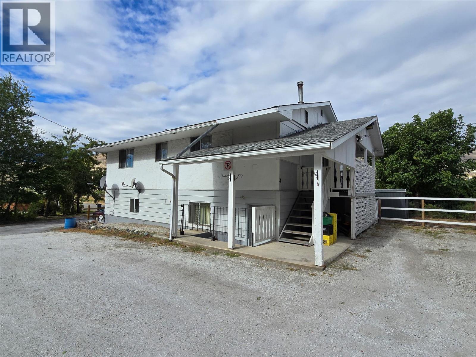 100 BARNES Street, Ashcroft