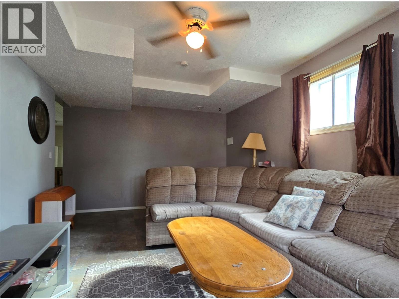 100 BARNES Street, Ashcroft