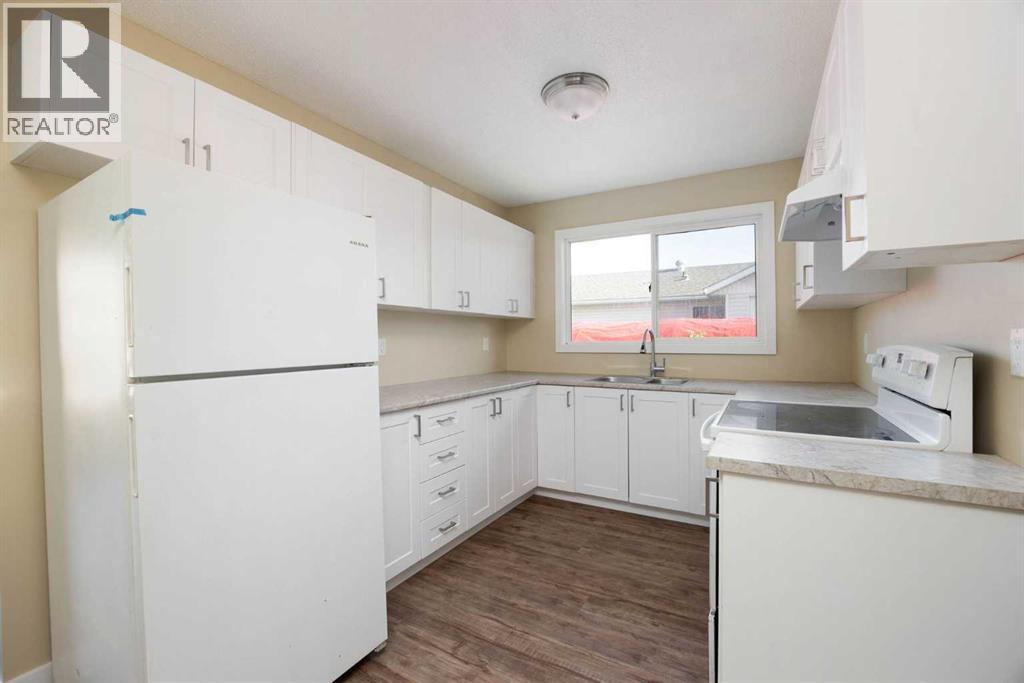 9907 Gordon Avenue, Fort McMurray