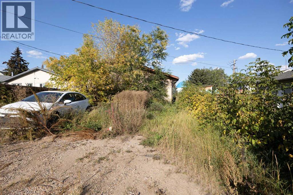 9907 Gordon Avenue, Fort McMurray