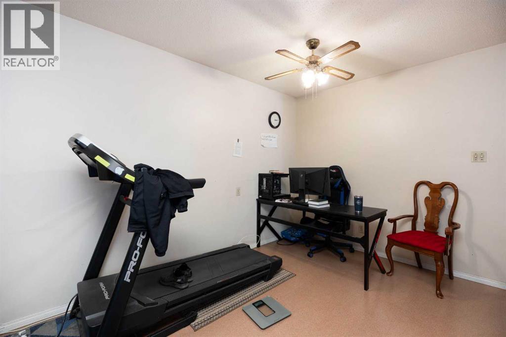 9907 GORDON, Fort McMurray