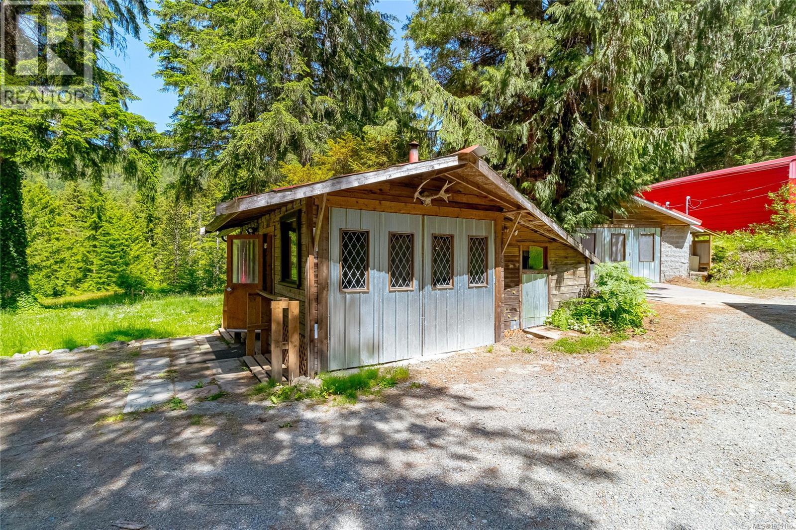3211 Colpman Rd, Cobble Hill