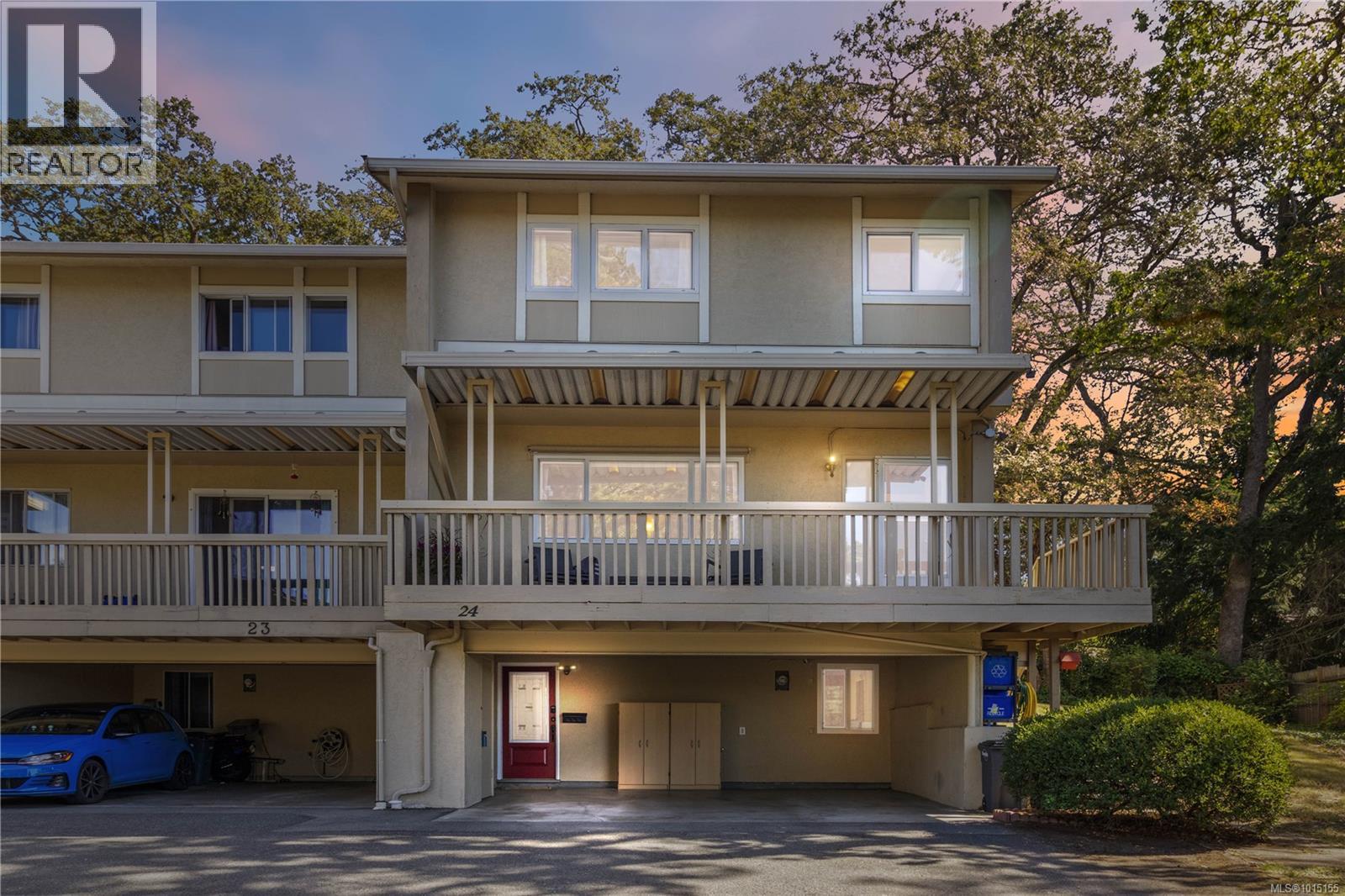 24 3981 Nelthorpe St, Saanich