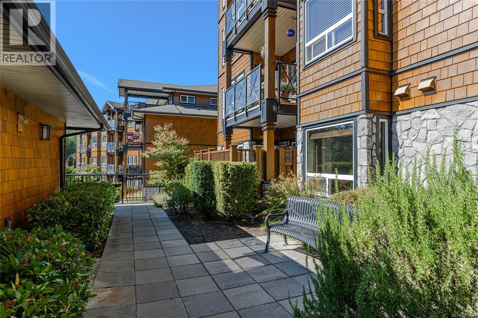 103 201 Nursery Hill Drive, View Royal