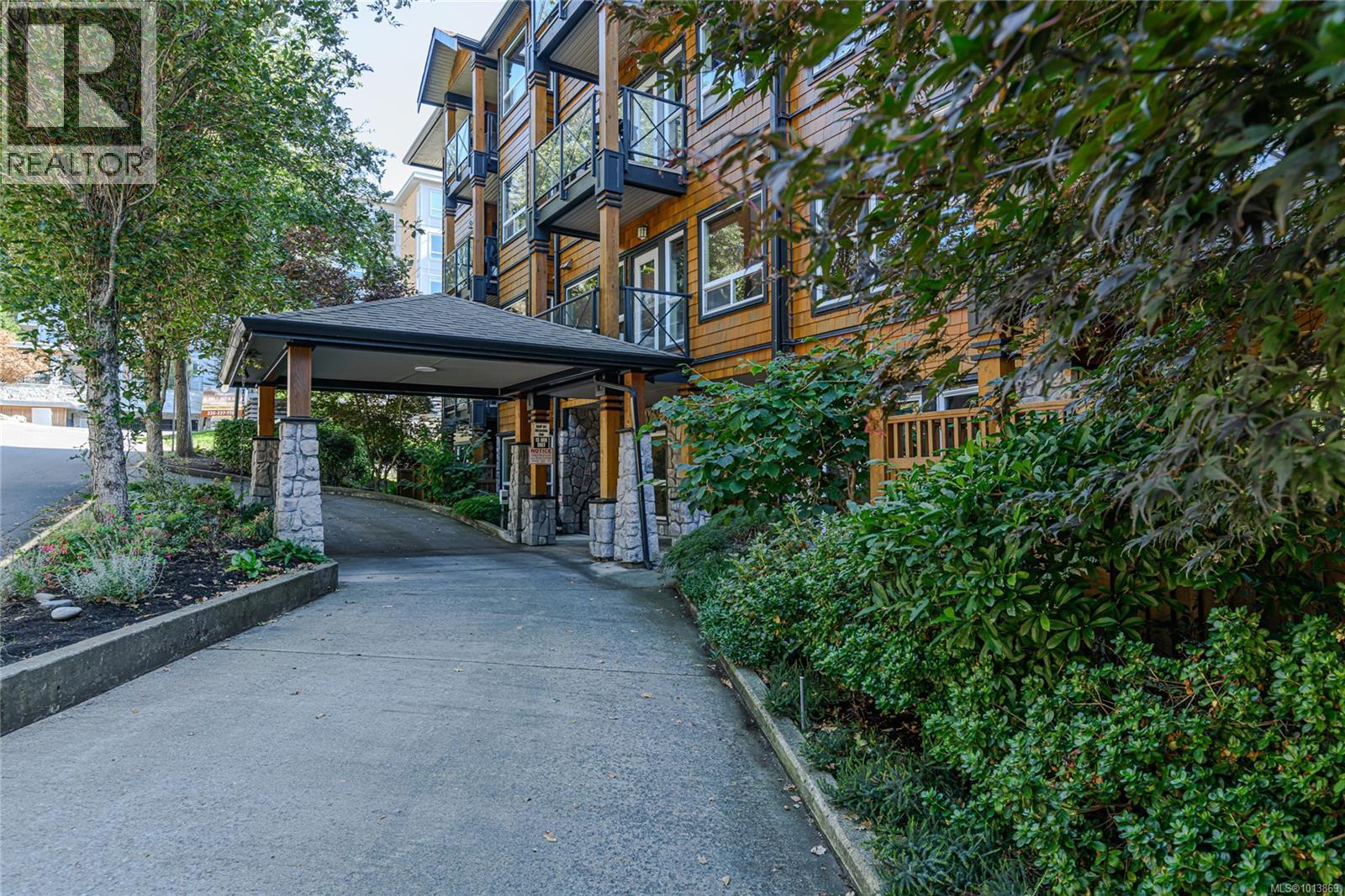 103 201 Nursery Hill Drive, View Royal