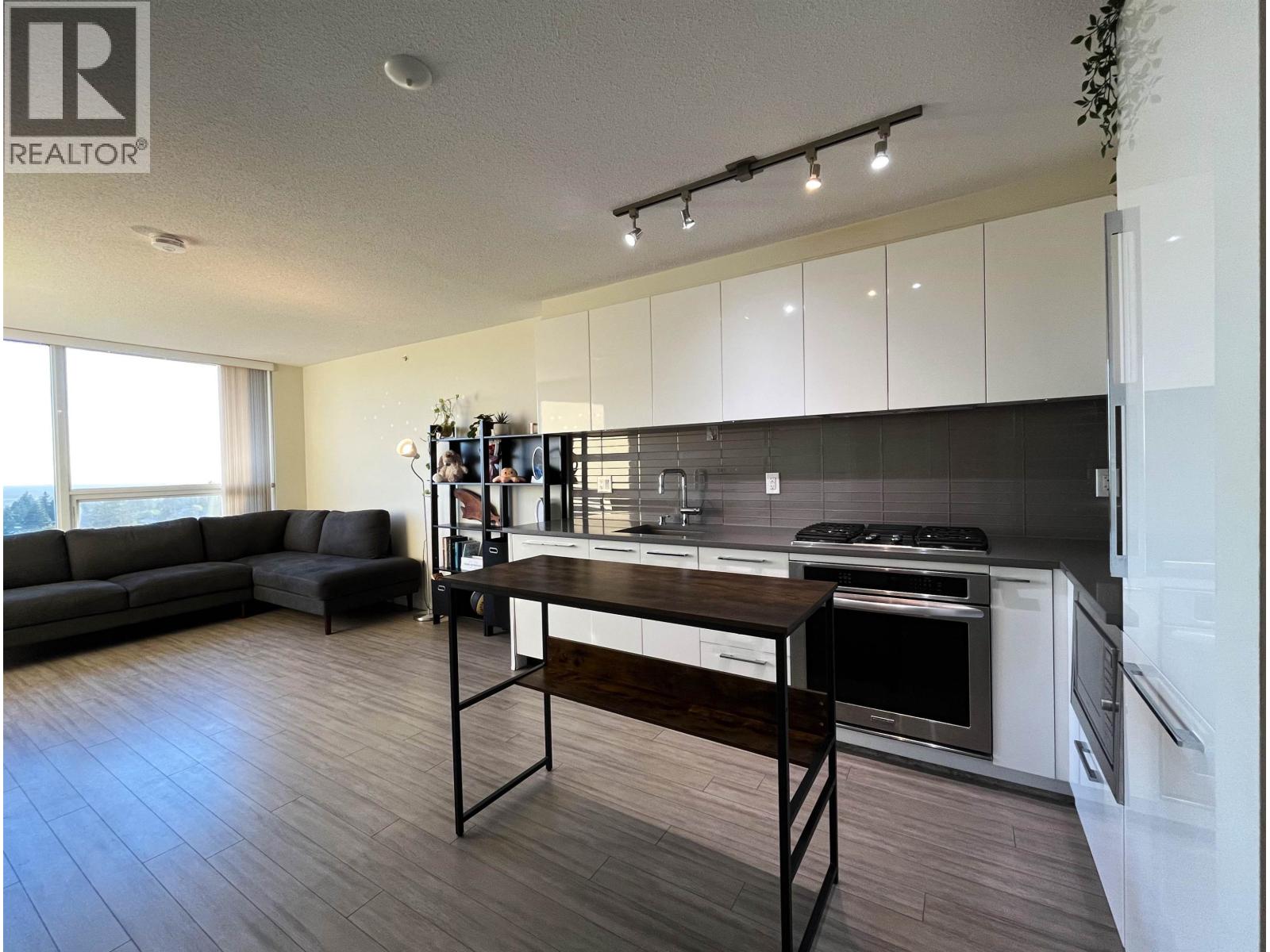 1503 6658 DOW AVENUE, Burnaby
