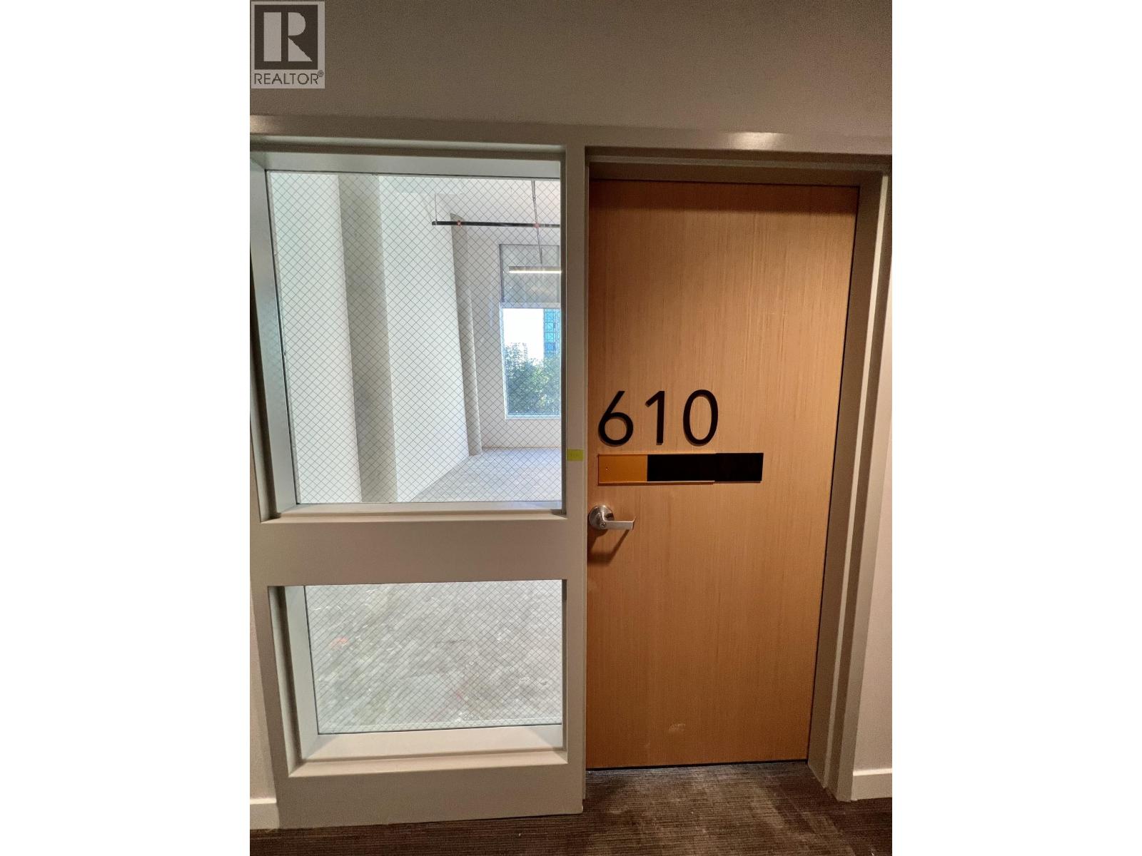 Office in Vancouver - Image 7
