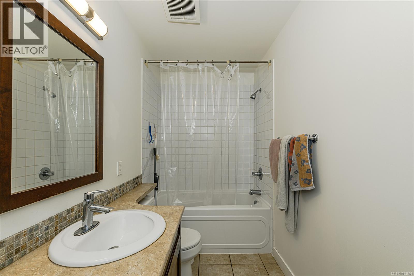 103 201 Nursery Hill Dr, View Royal