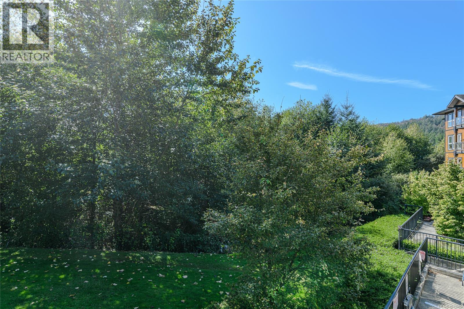 103 201 Nursery Hill Dr, View Royal